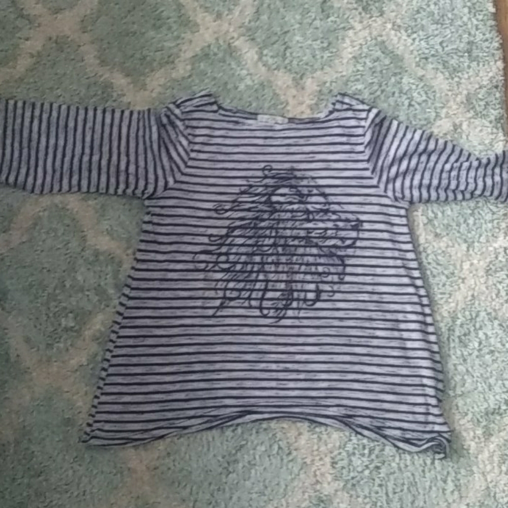 Lion (t-shirt)